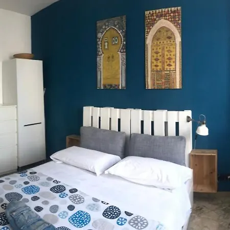 Apartment Station *